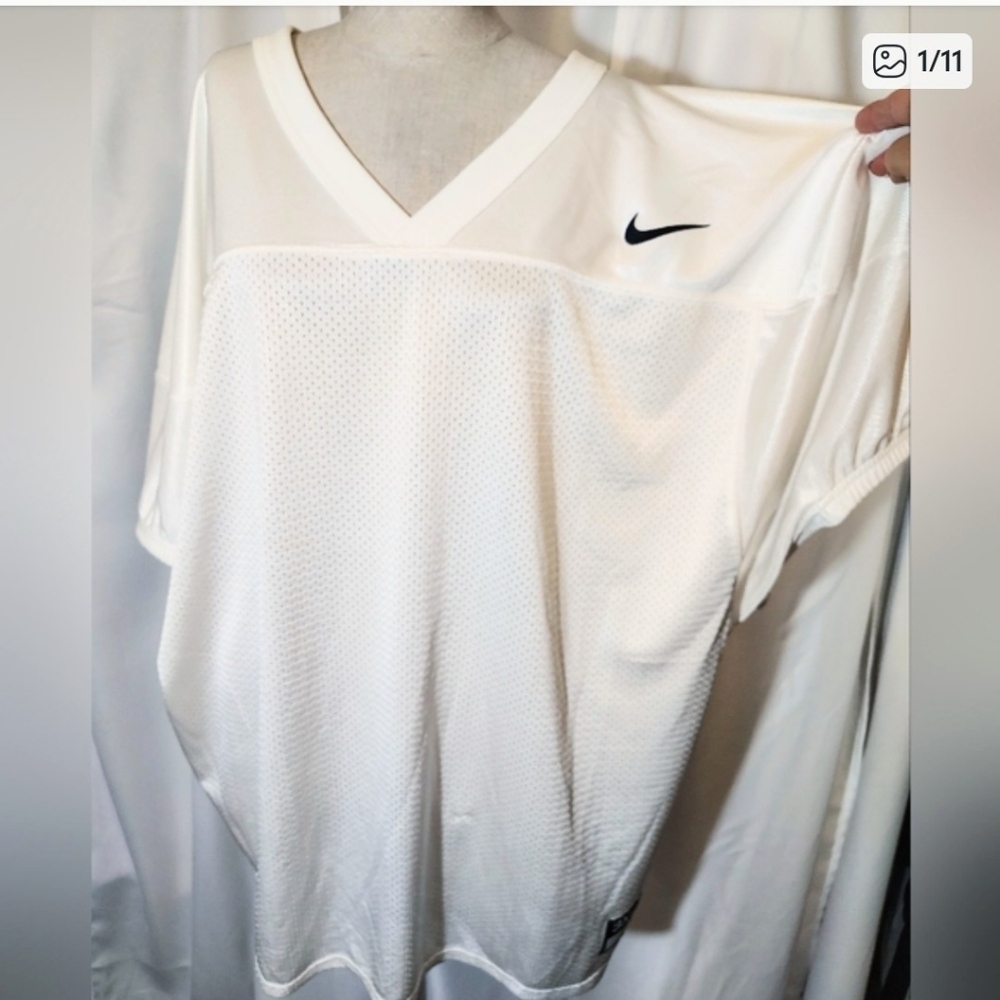 Nike Breathable Jersey, Men, White, V-Neck, Short Sleeve, Satin Chest, Logo, 3X